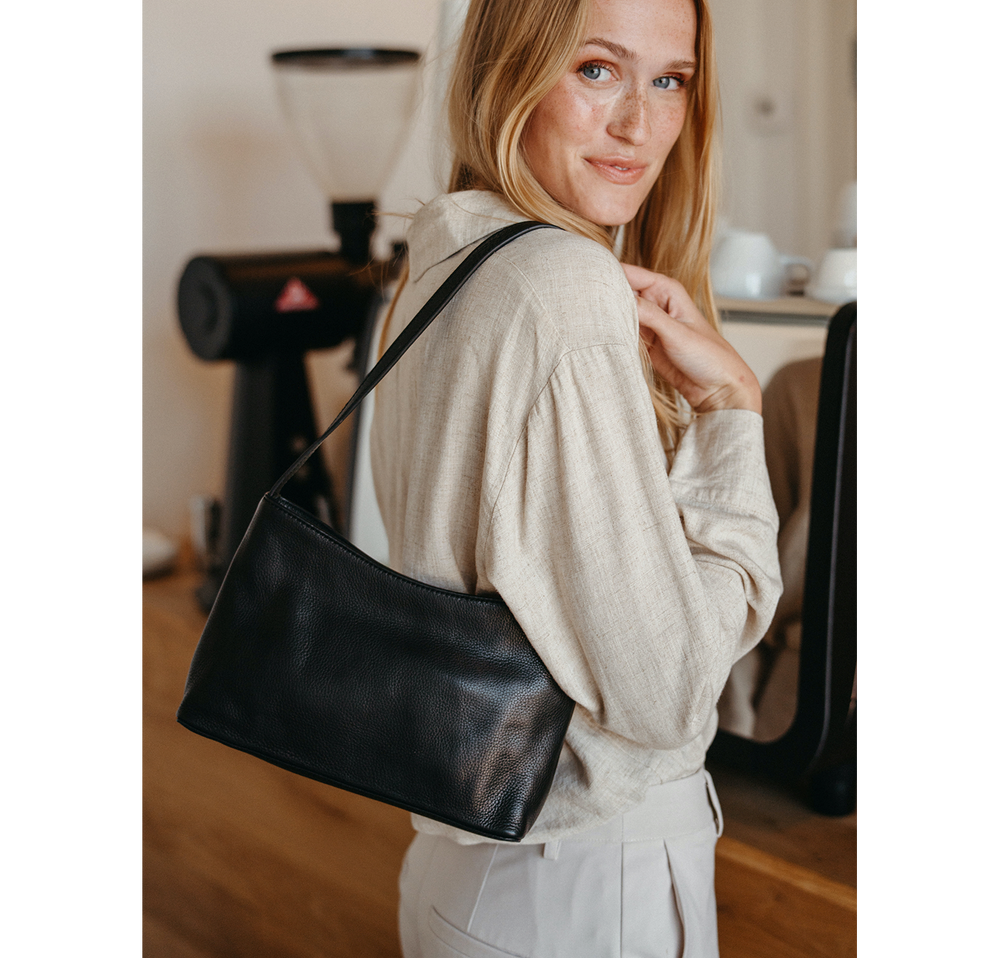 Emma - Lille sort skuldertaske