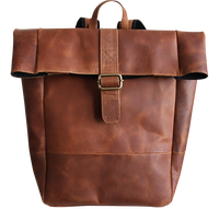 Rustik brun rygsæk med spændeluk foran 