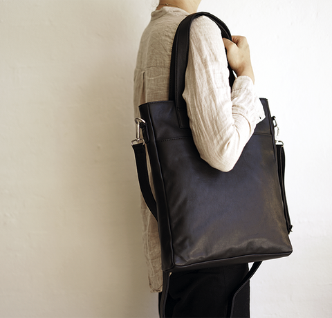 Computertaske i sort læder hverdagstaske til kvinder i bæredygtigt design