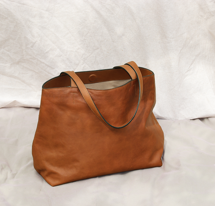 Arthur Overstige Tilhører Stor shopper taske til damer i brunt læder -1495kr – BIRKMOND
